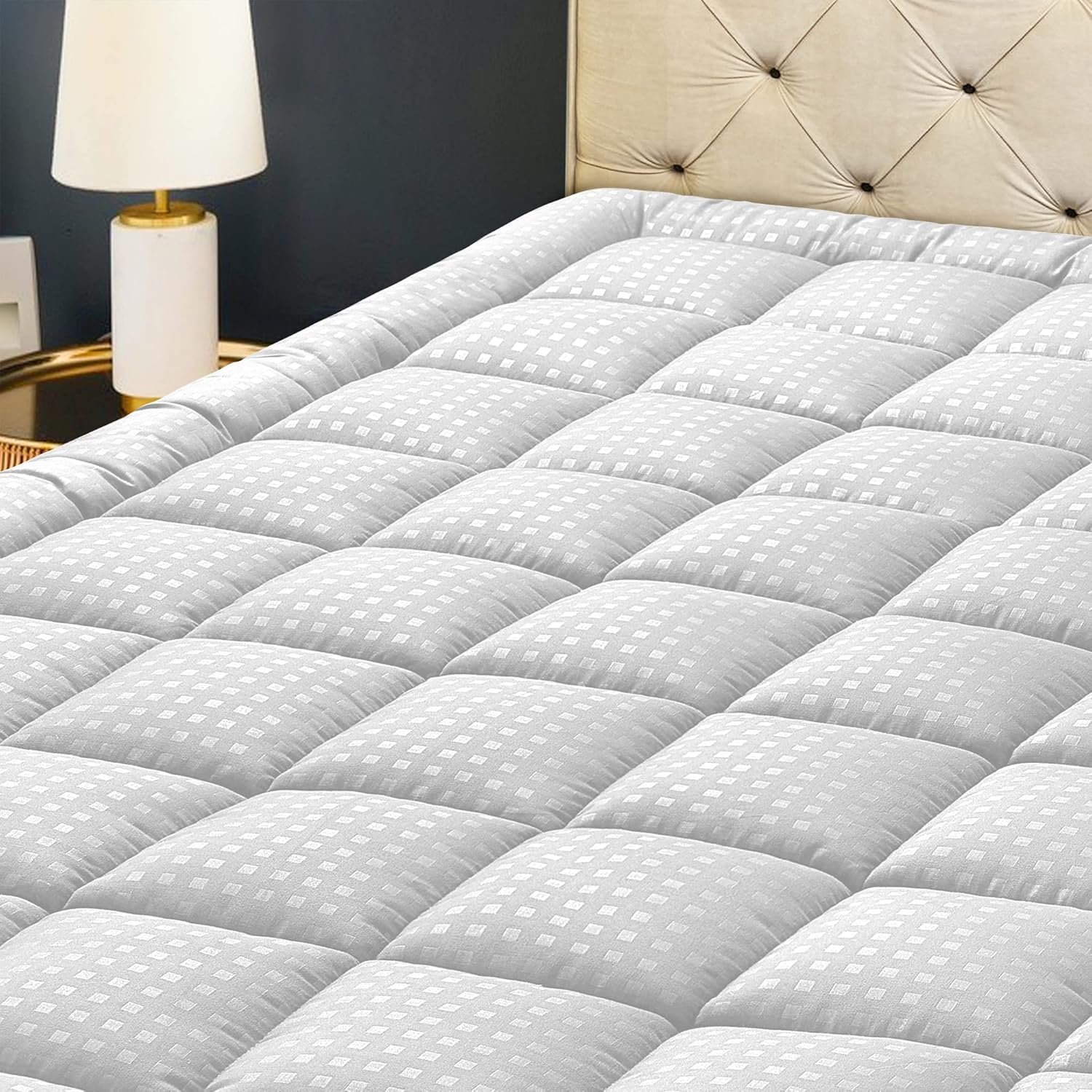 HYLEORY Queen Mattress Pad Quilted Fitted Mattress Protector Cooling Pillow Top Mattress Cover Breathable Fluffy Soft Mattress Topper with 8-21″ Deep Pocket